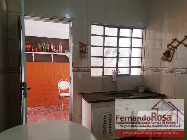 Casa à venda com 2 quartos, 127m² - Foto 9