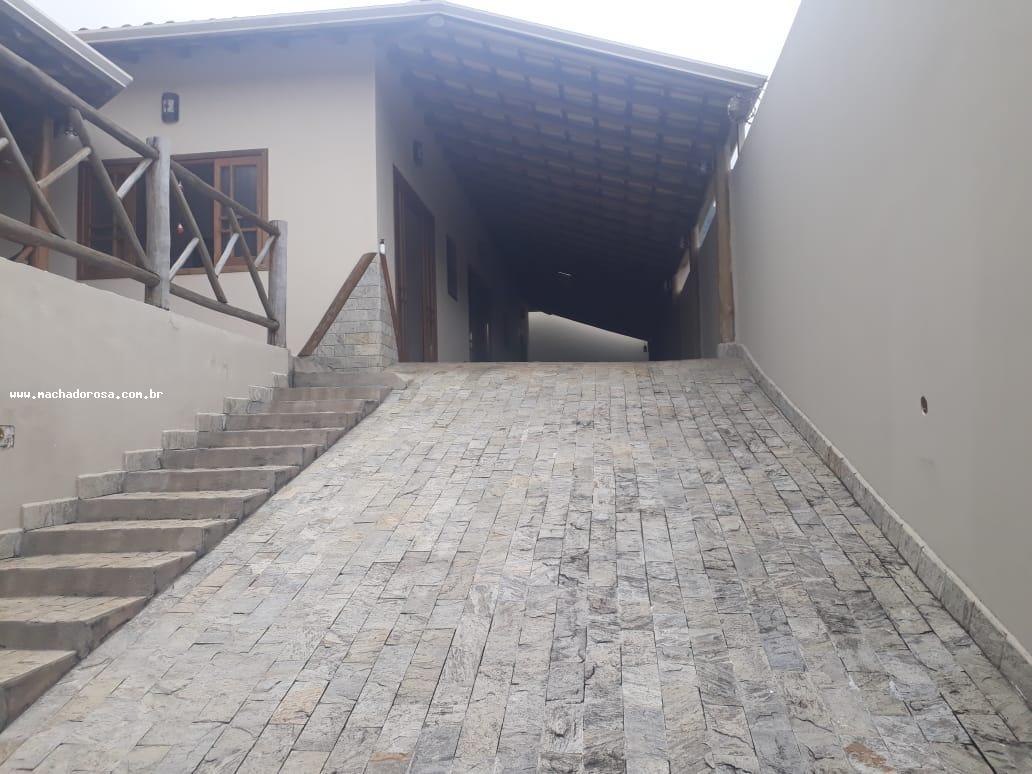 Casa à venda com 3 quartos, 395m² - Foto 2