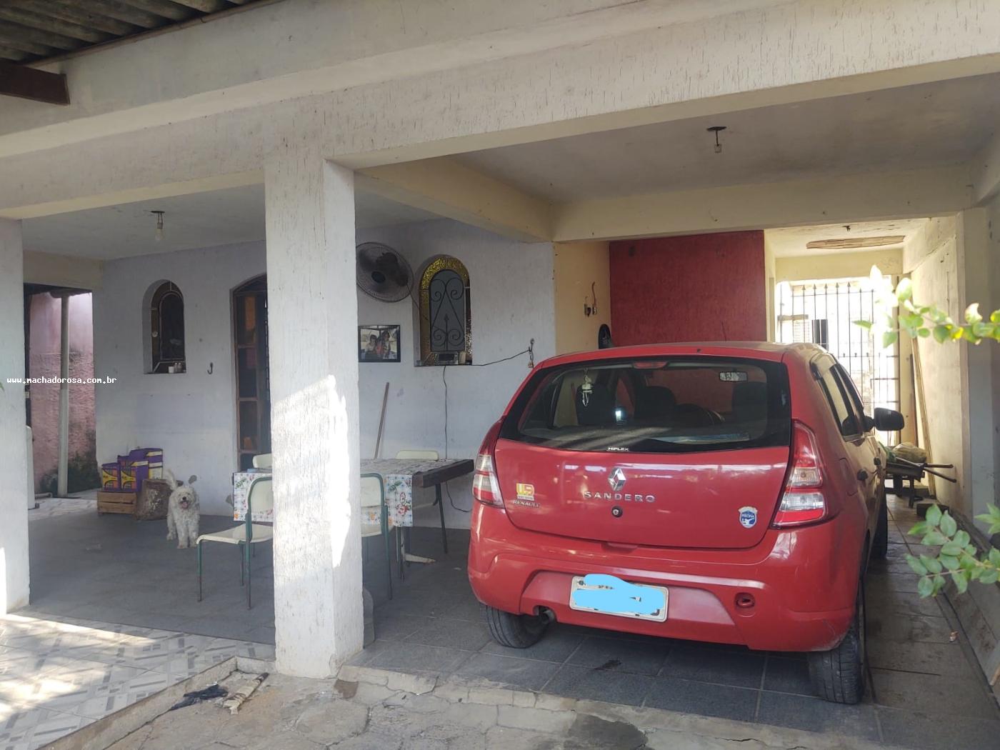 Casa à venda com 3 quartos, 235m² - Foto 3