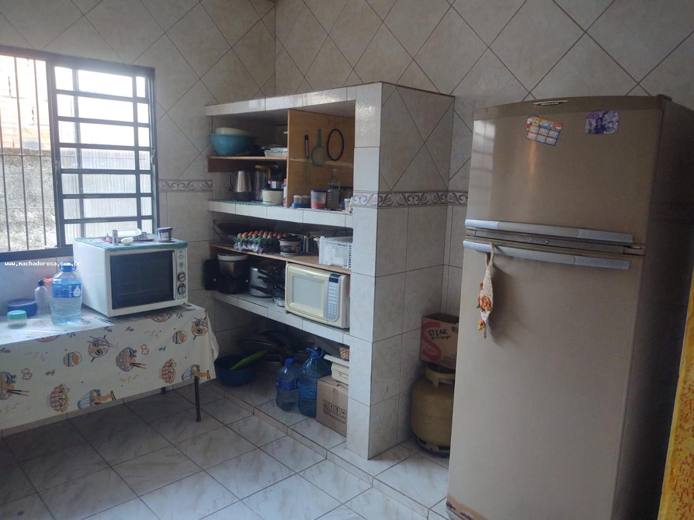Casa à venda com 3 quartos, 235m² - Foto 12