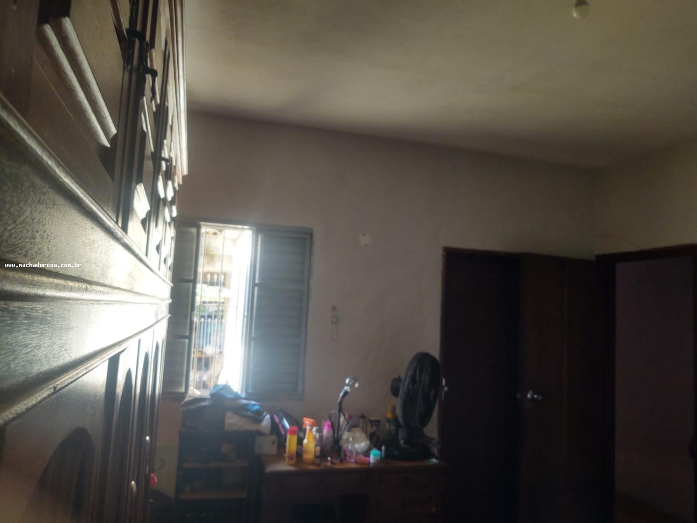 Casa à venda com 3 quartos, 235m² - Foto 22
