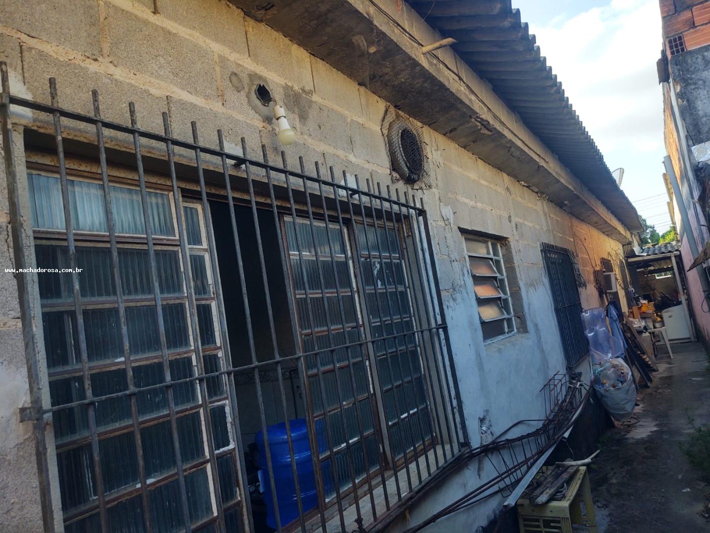Casa à venda com 3 quartos, 235m² - Foto 8