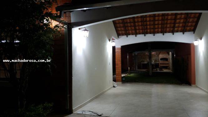 Casa à venda com 3 quartos, 184m² - Foto 11
