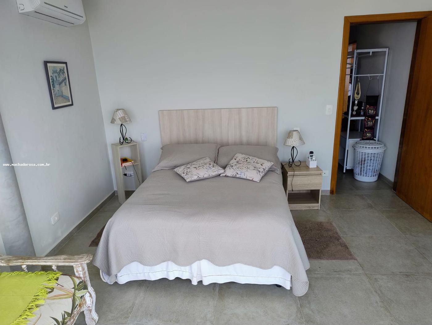 Casa à venda com 3 quartos, 252m² - Foto 22