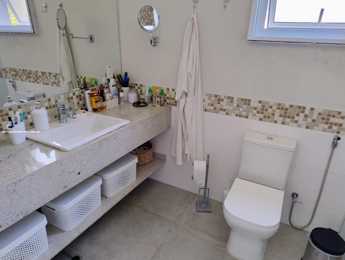 Casa à venda com 3 quartos, 252m² - Foto 25