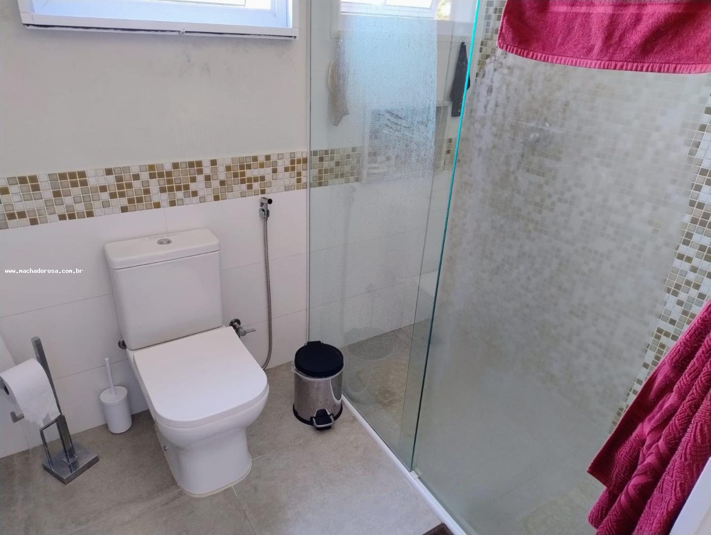 Casa à venda com 3 quartos, 252m² - Foto 26