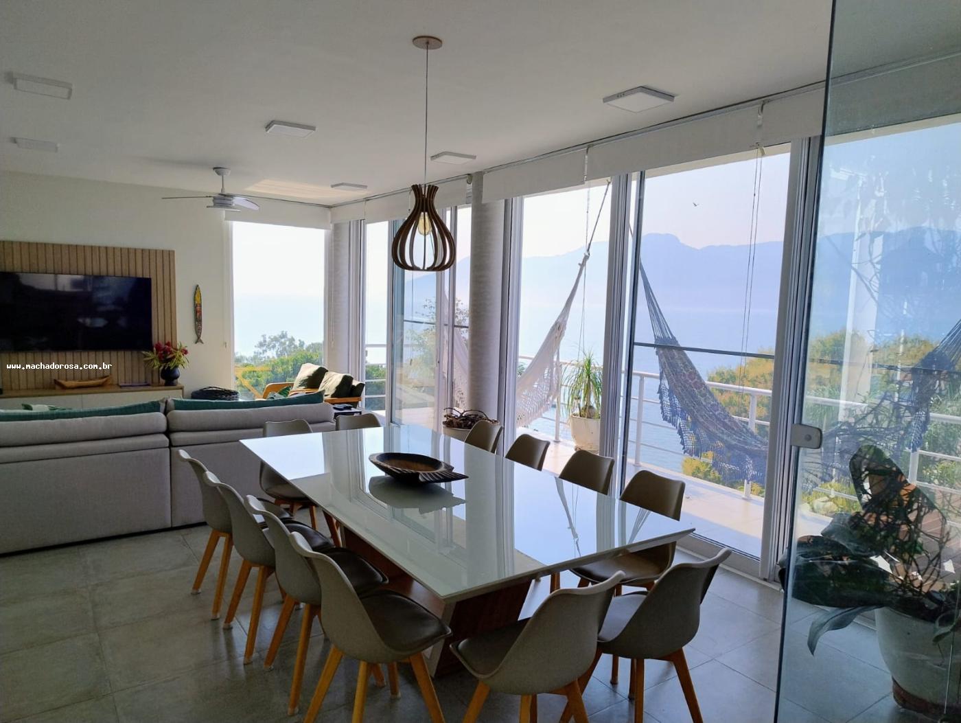 Casa à venda com 3 quartos, 252m² - Foto 11
