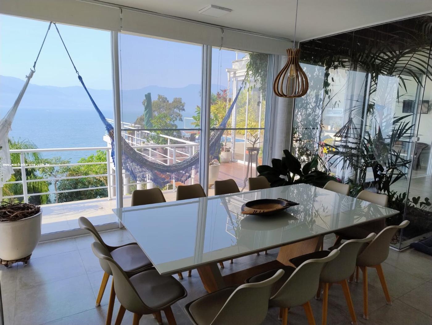 Casa à venda com 3 quartos, 252m² - Foto 10
