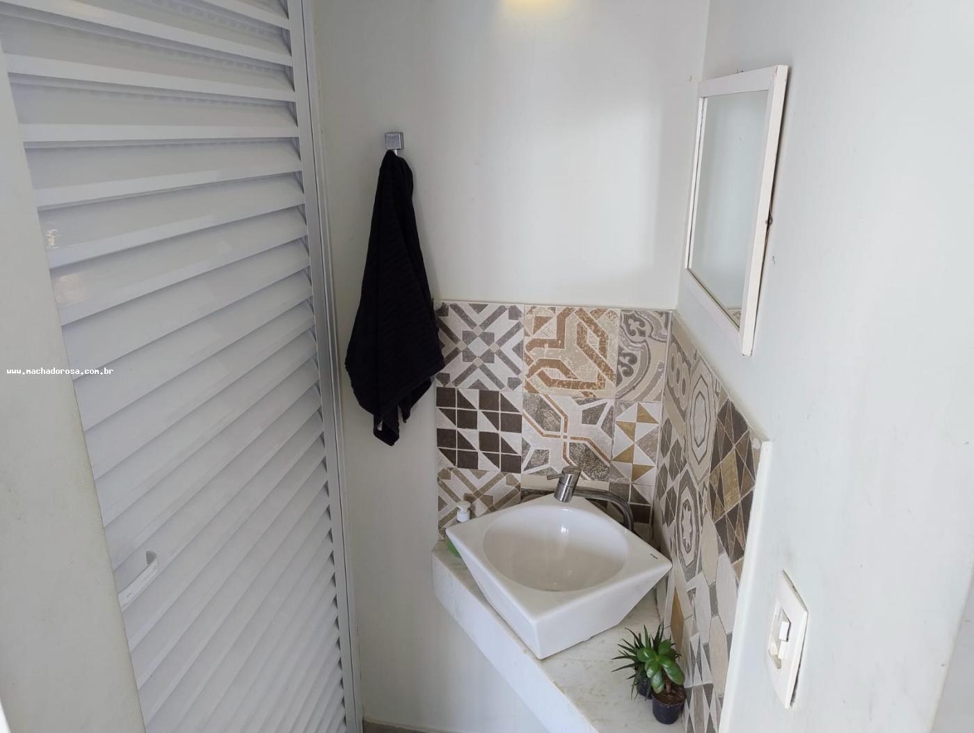 Casa à venda com 3 quartos, 252m² - Foto 32