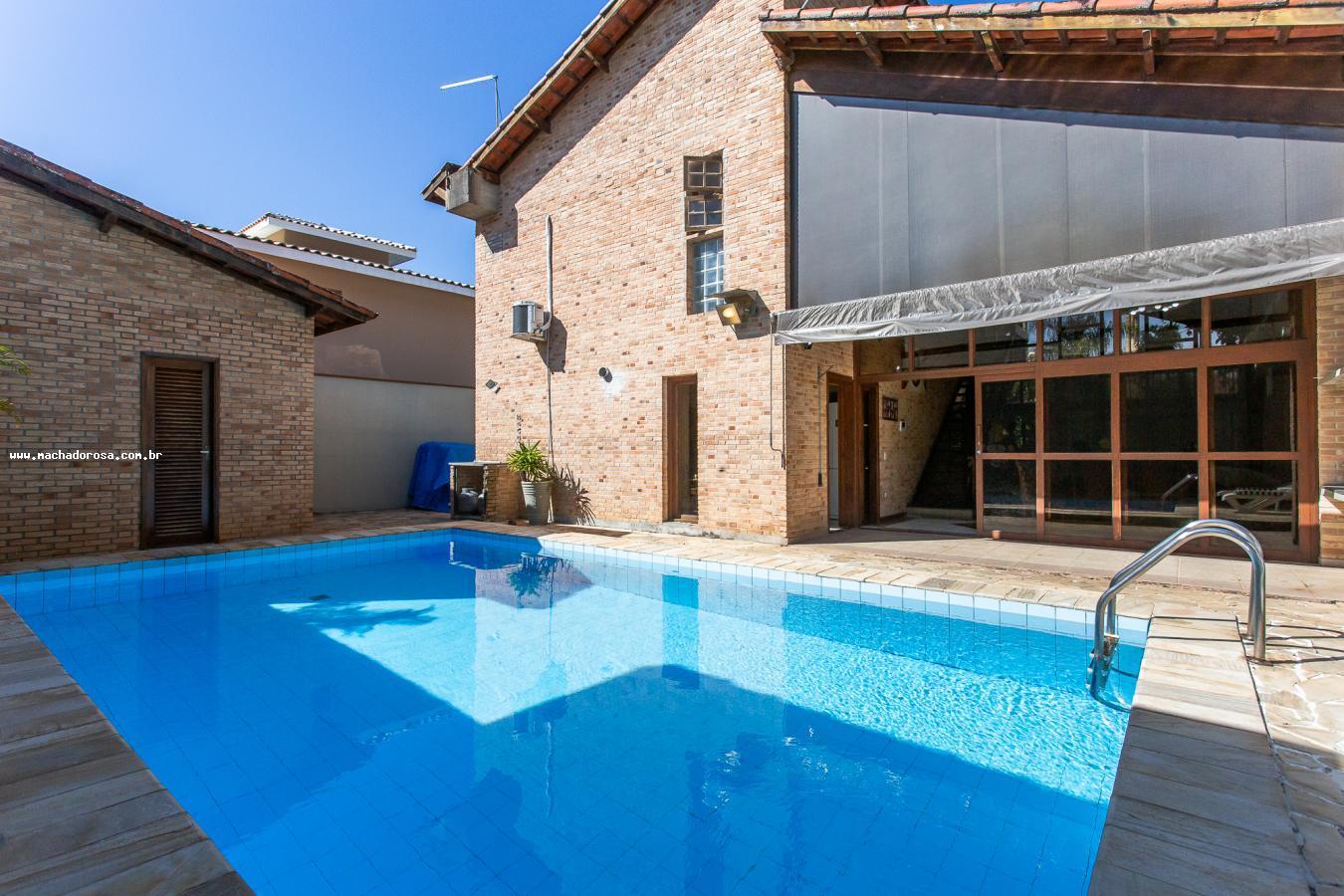 Casa à venda com 3 quartos, 229m² - Foto 2