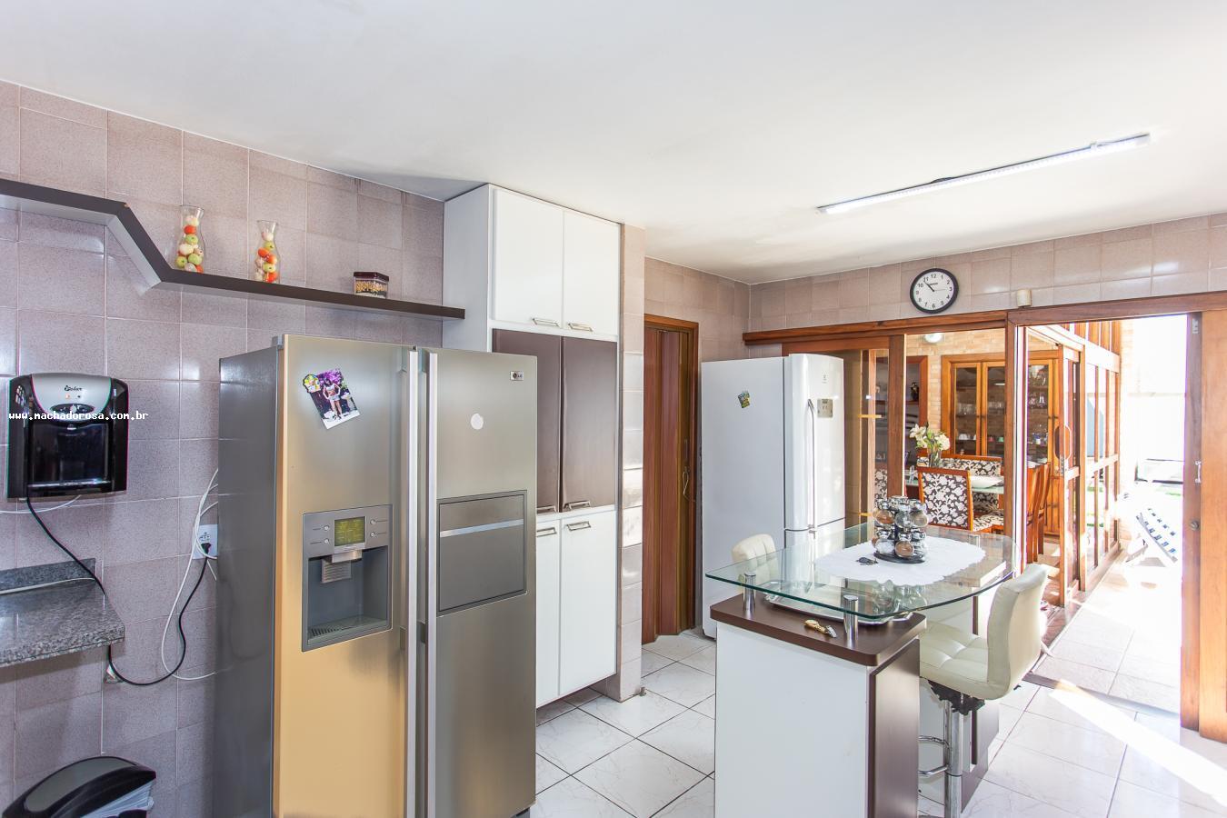Casa à venda com 3 quartos, 229m² - Foto 10