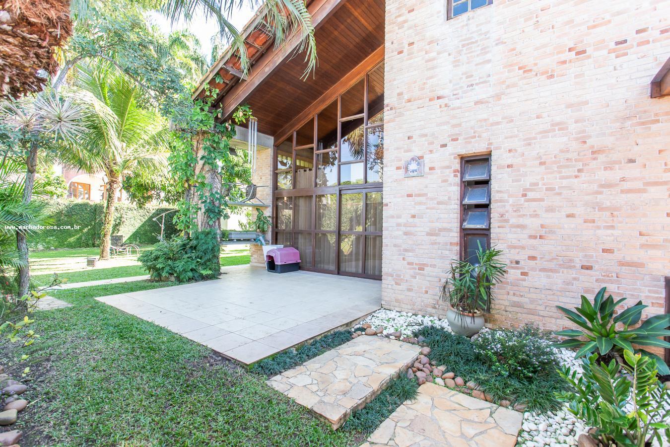 Casa à venda com 3 quartos, 229m² - Foto 14