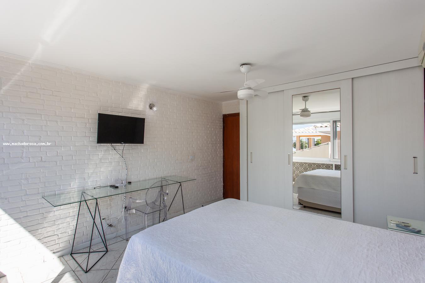 Casa à venda com 3 quartos, 229m² - Foto 23