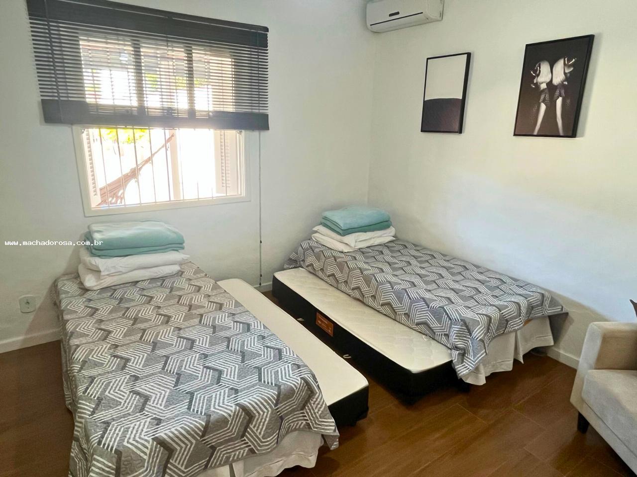 Casa, 3 quartos, 225 m² - Foto 15