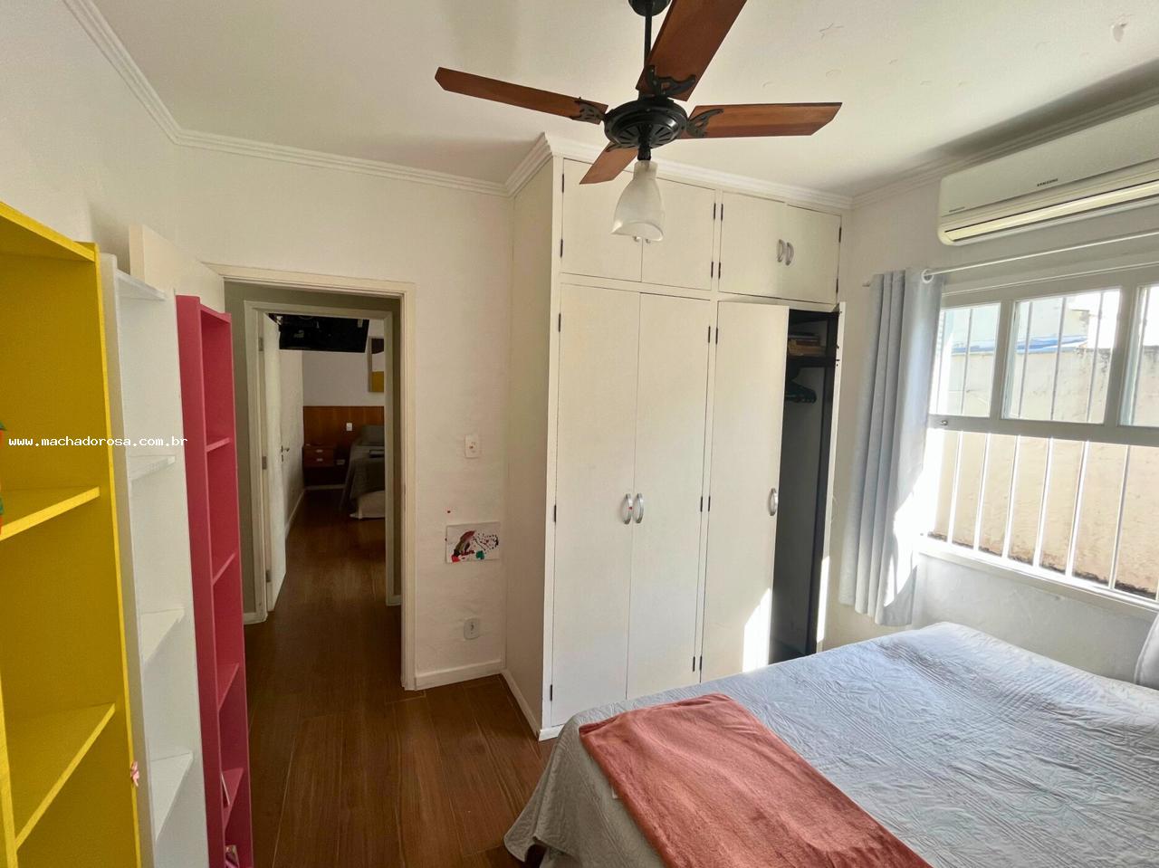 Casa, 3 quartos, 225 m² - Foto 16