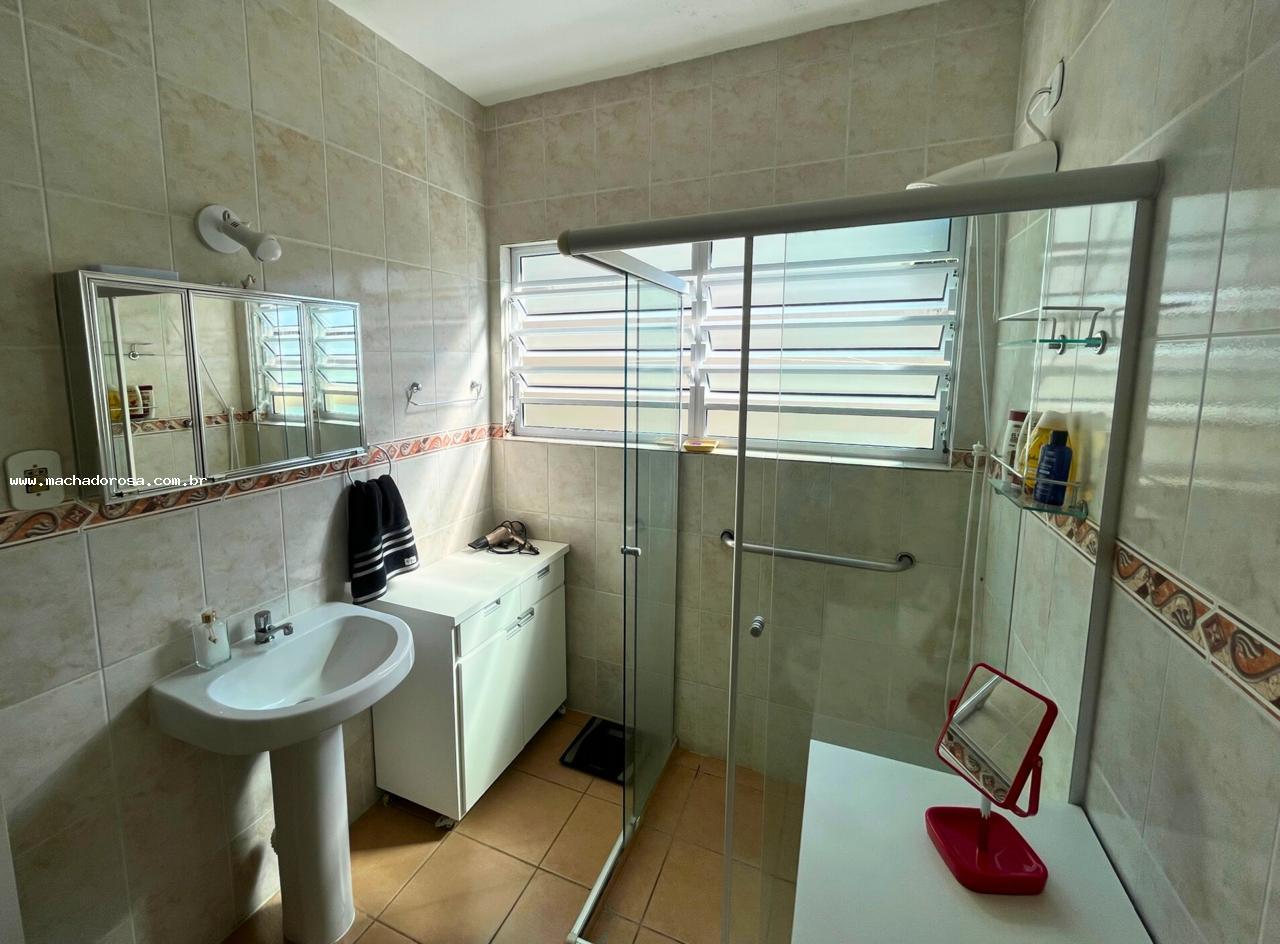 Casa, 3 quartos, 225 m² - Foto 17