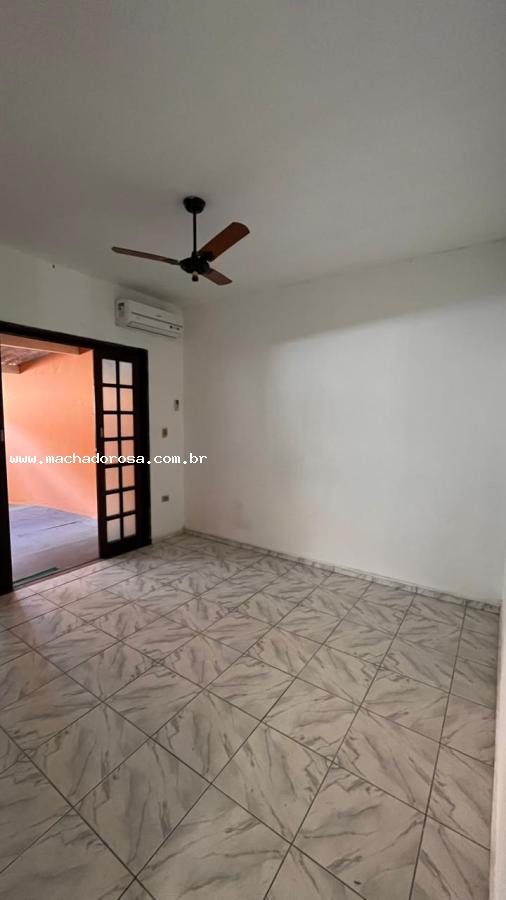 Casa à venda com 2 quartos, 135m² - Foto 13