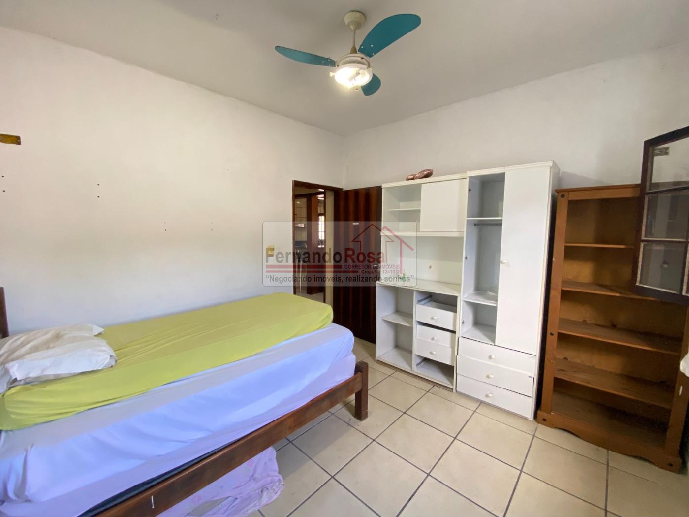 Casa à venda com 2 quartos, 300m² - Foto 23