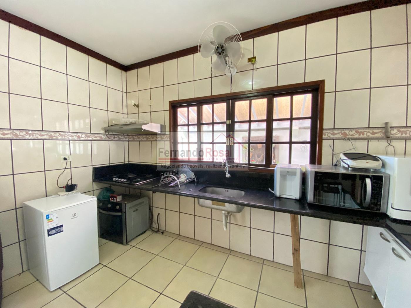 Casa à venda com 2 quartos, 300m² - Foto 17