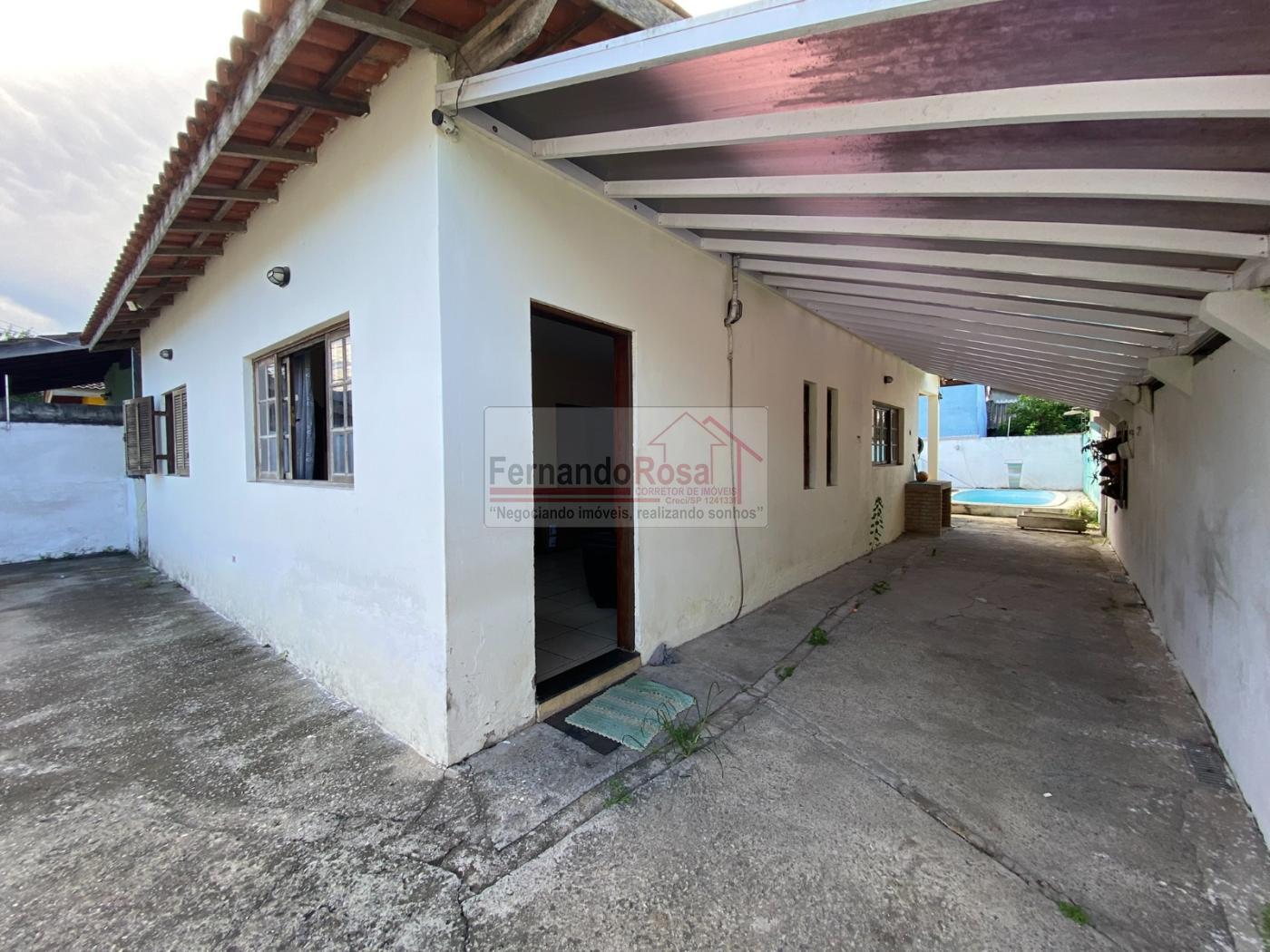 Casa à venda com 2 quartos, 300m² - Foto 1
