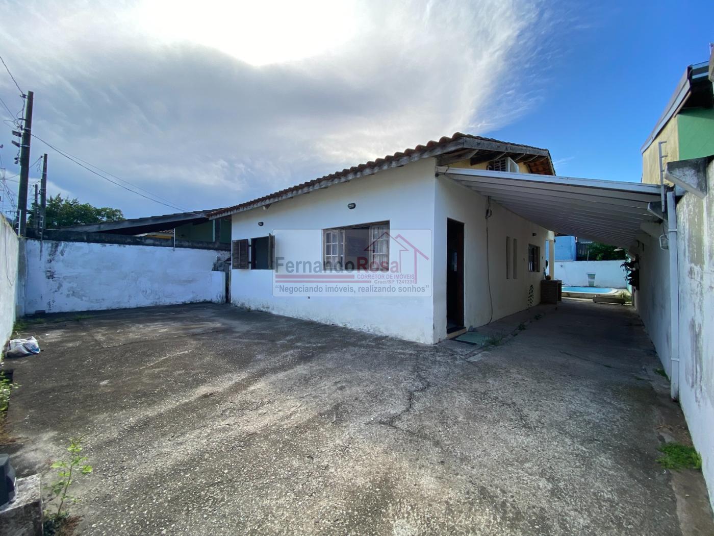 Casa à venda com 2 quartos, 300m² - Foto 2
