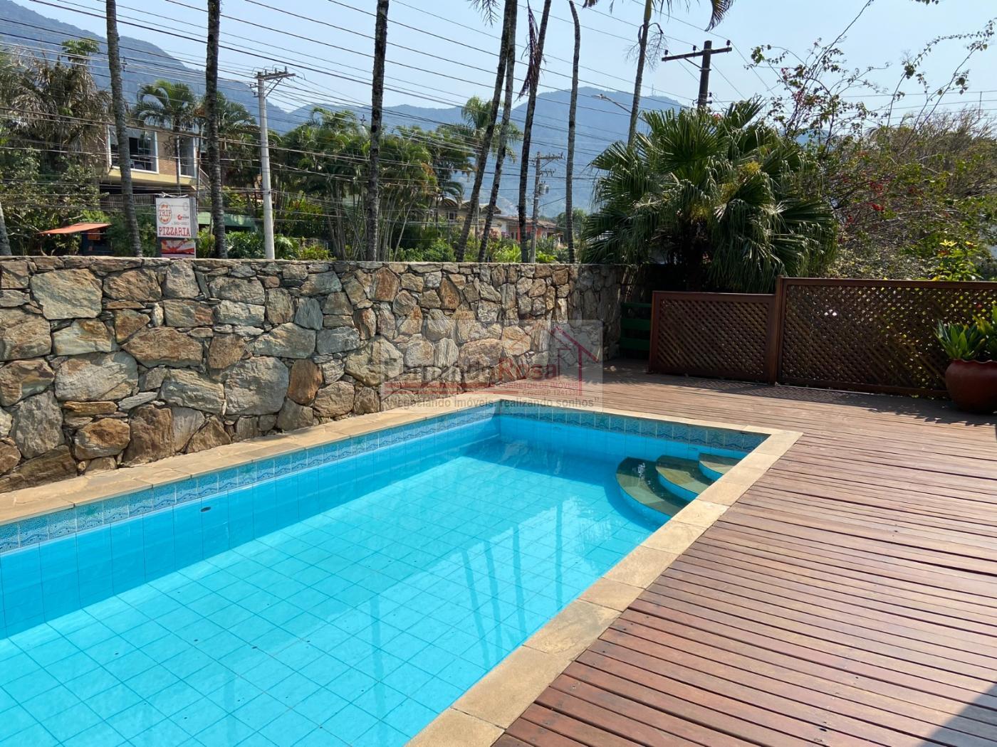 Sobrado à venda com 3 quartos, 439m² - Foto 2