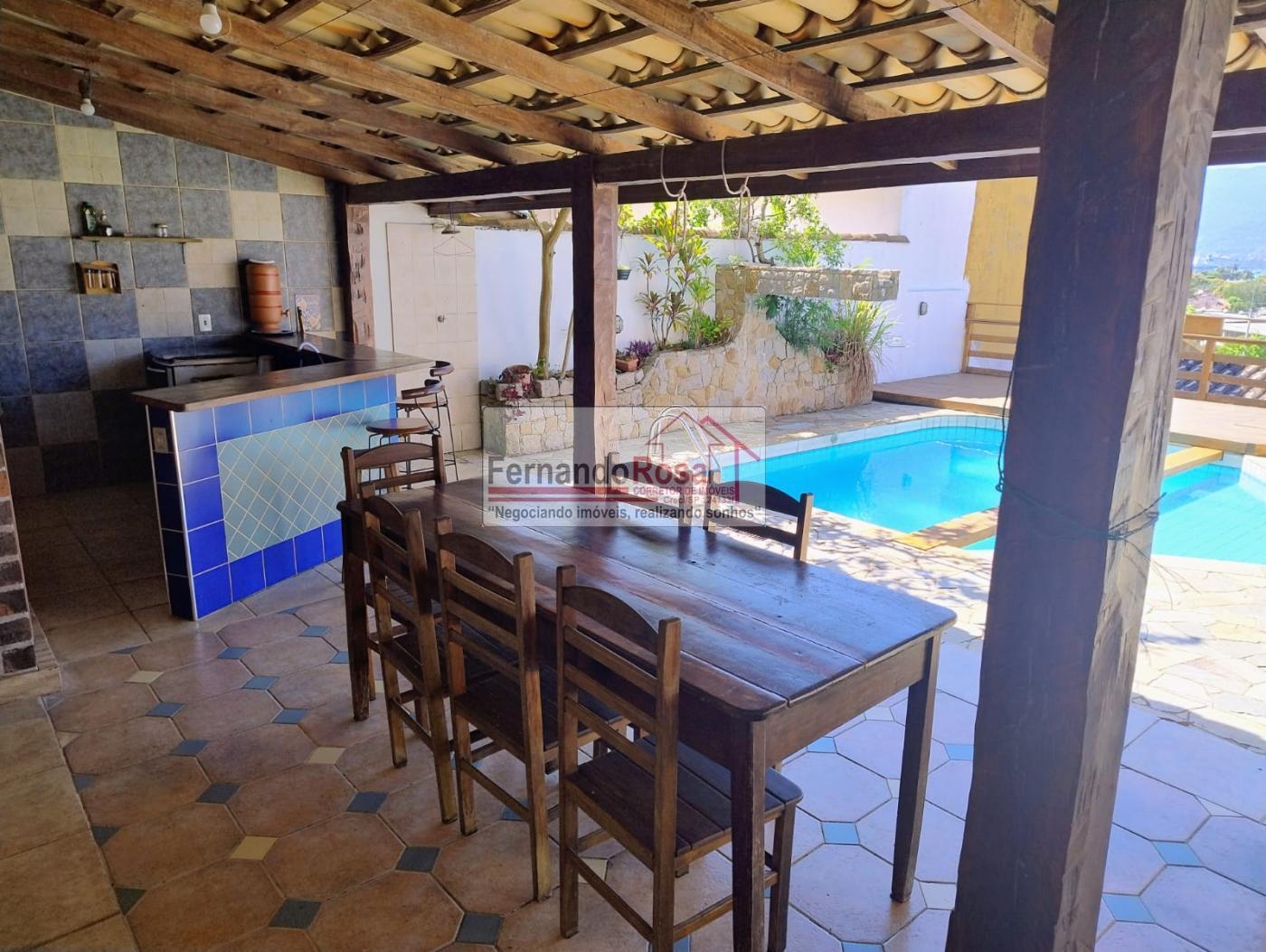 Casa à venda com 4 quartos, 303m² - Foto 18