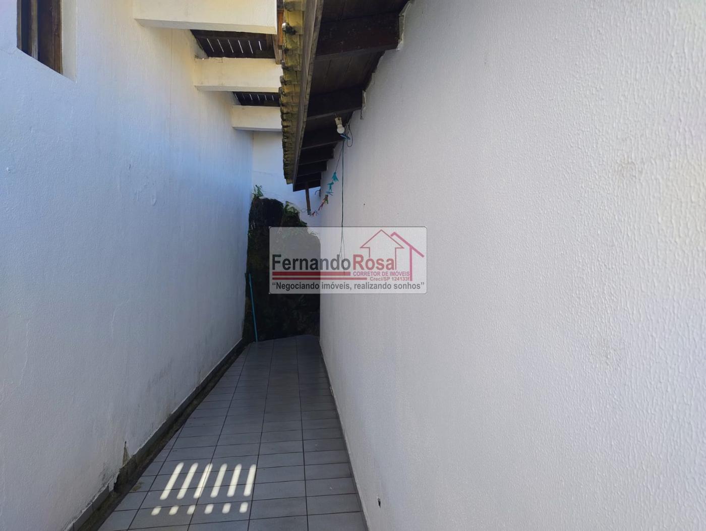 Casa à venda com 4 quartos, 303m² - Foto 24