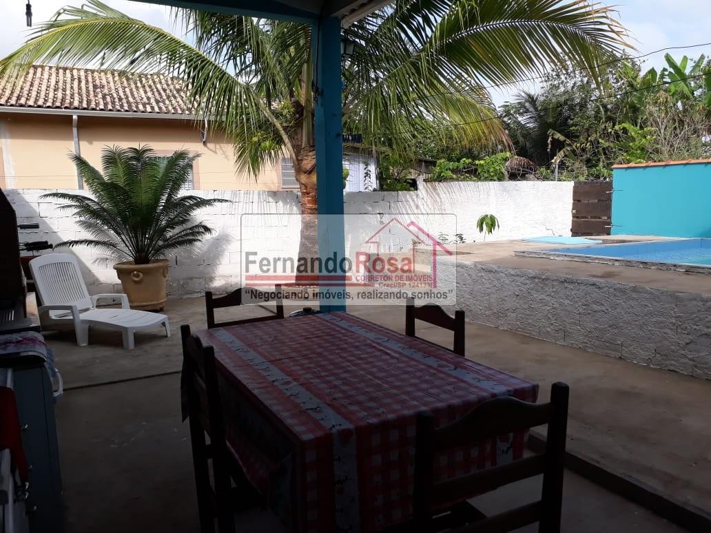 Casa à venda com 2 quartos, 370m² - Foto 1