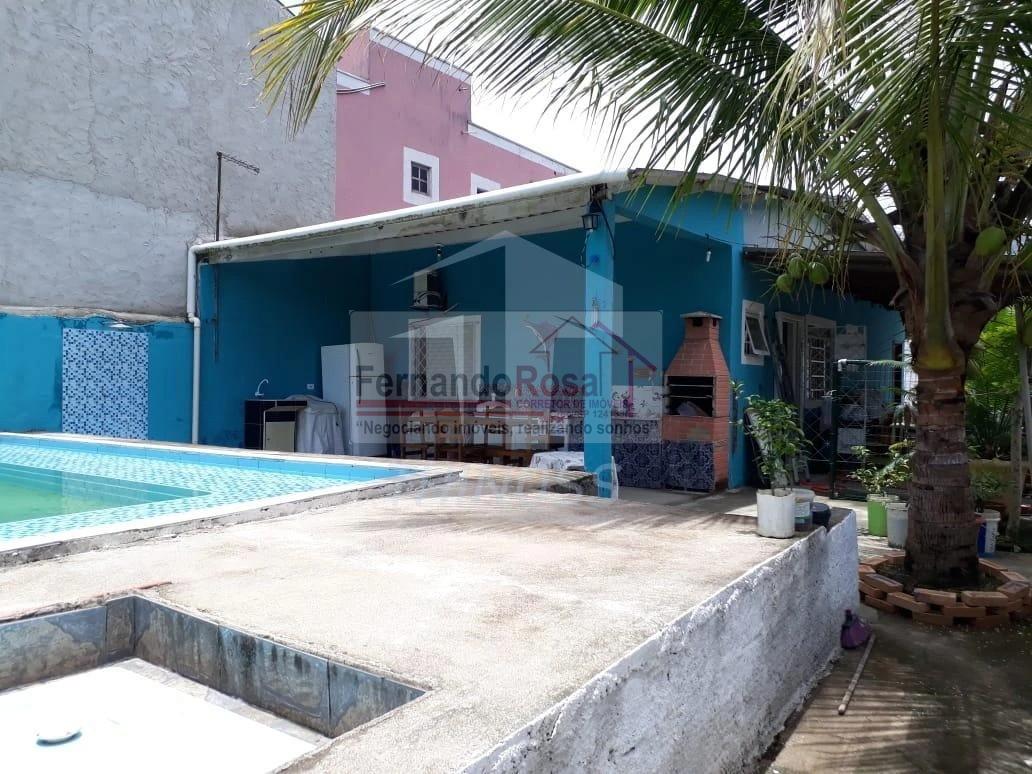 Casa à venda com 2 quartos, 370m² - Foto 4