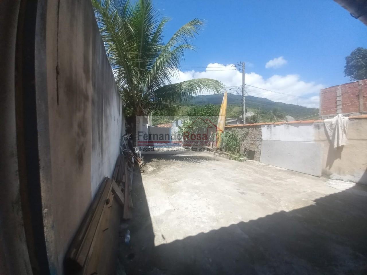 Casa à venda com 1 quarto, 100m² - Foto 2