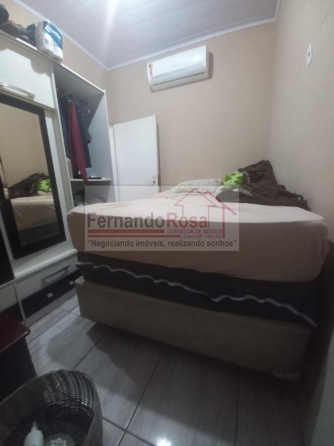 Casa à venda com 1 quarto, 100m² - Foto 13