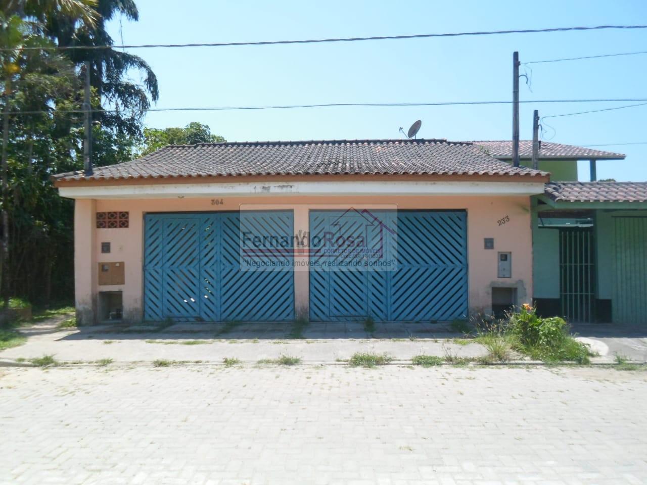 Casa à venda com 2 quartos, 250m² - Foto 1