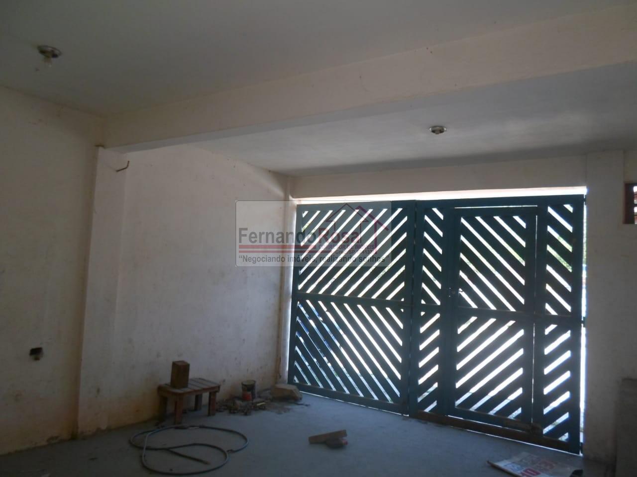 Casa à venda com 2 quartos, 250m² - Foto 3
