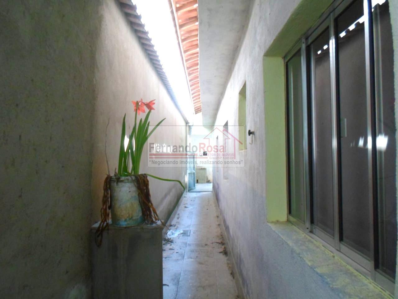 Casa à venda com 2 quartos, 250m² - Foto 7