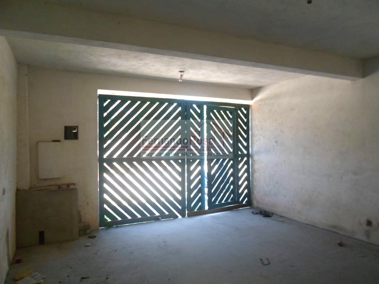 Casa à venda com 2 quartos, 250m² - Foto 4