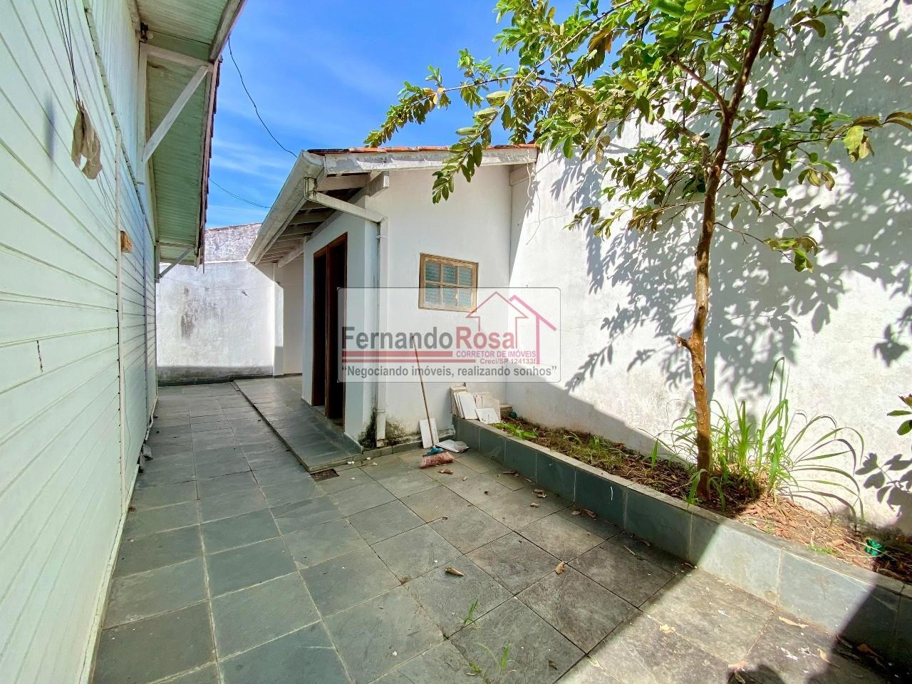 Casa à venda com 3 quartos, 305m² - Foto 5