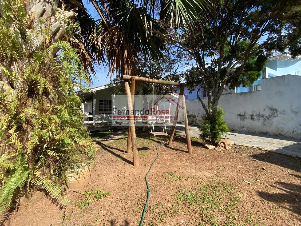 Casa à venda com 3 quartos, 305m² - Foto 1