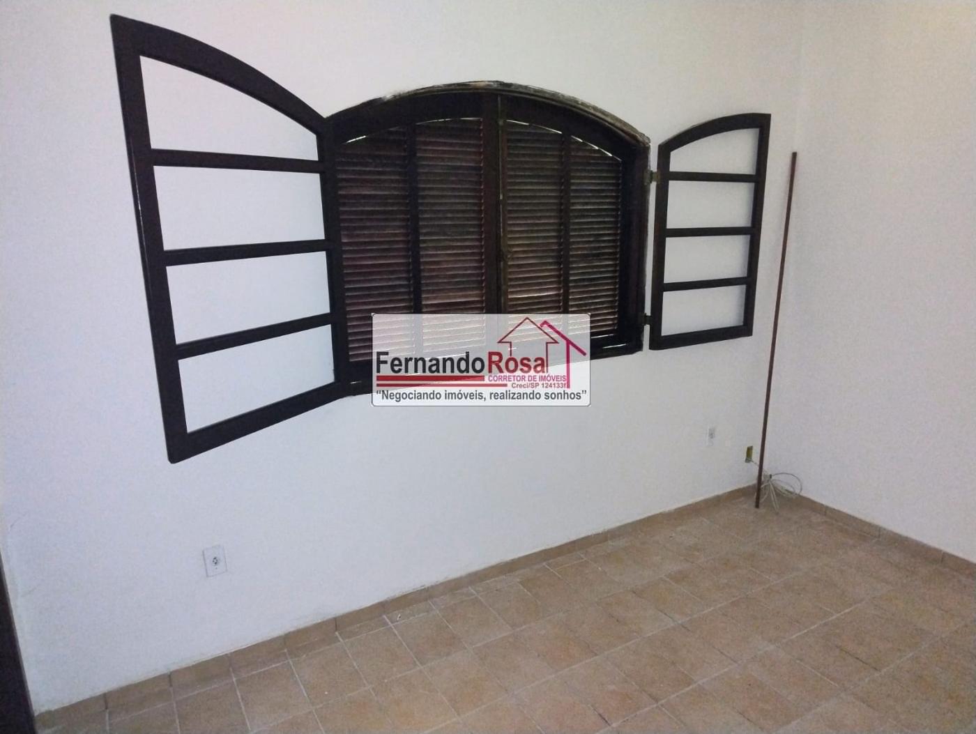 Casa para alugar com 3 quartos, 600m² - Foto 36