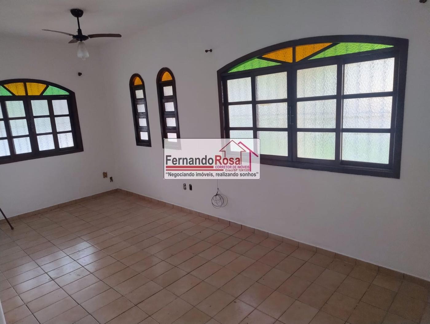 Casa para alugar com 3 quartos, 600m² - Foto 26