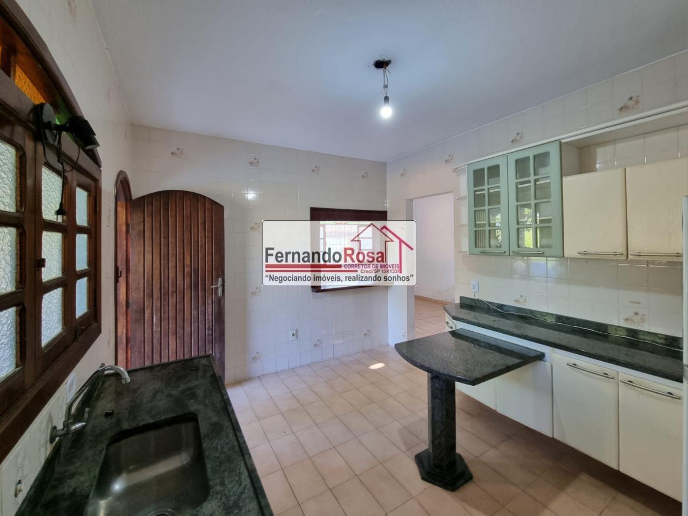 Casa para alugar com 3 quartos, 600m² - Foto 27