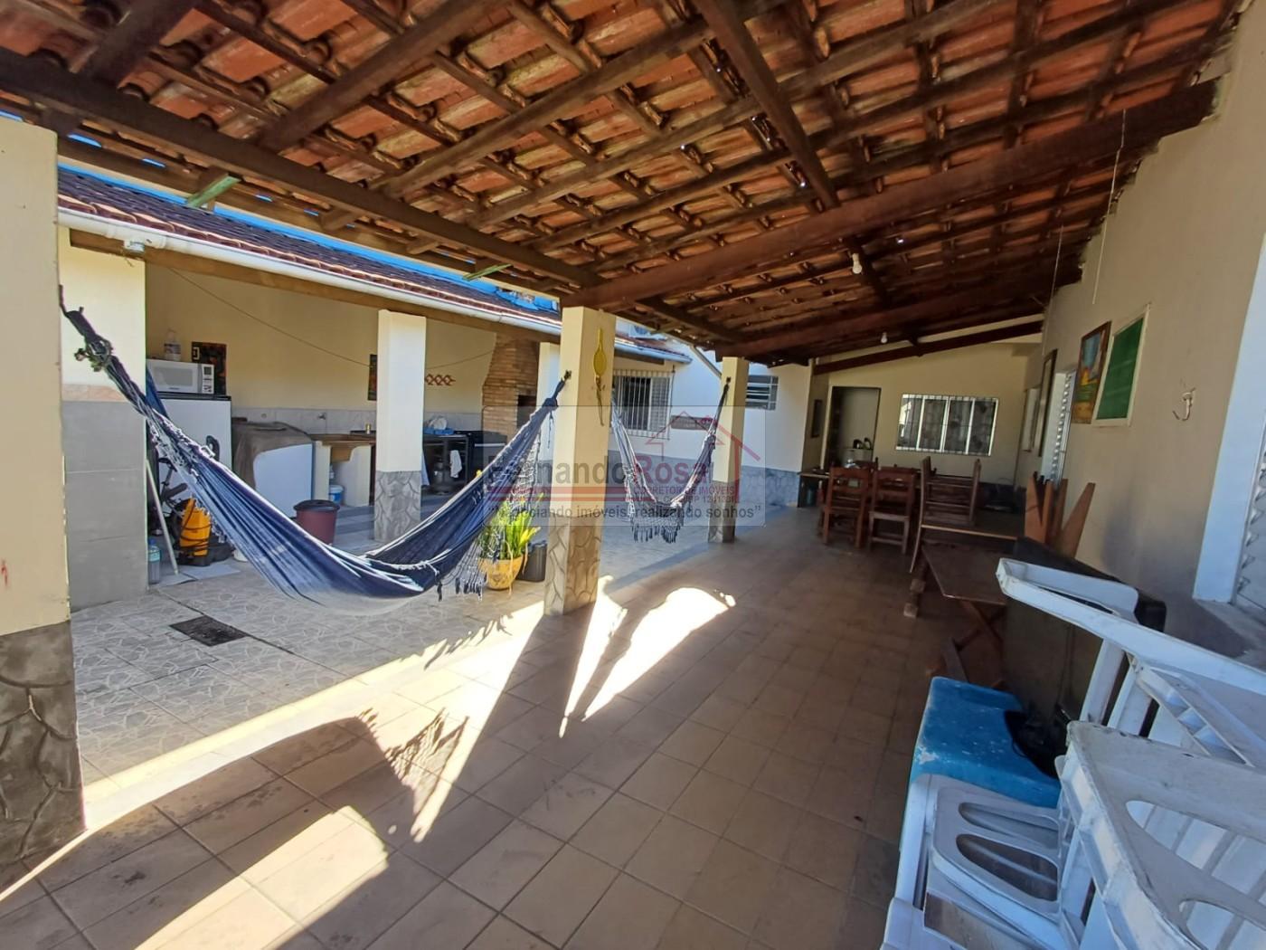 Casa, 4 quartos, 218 m² - Foto 2