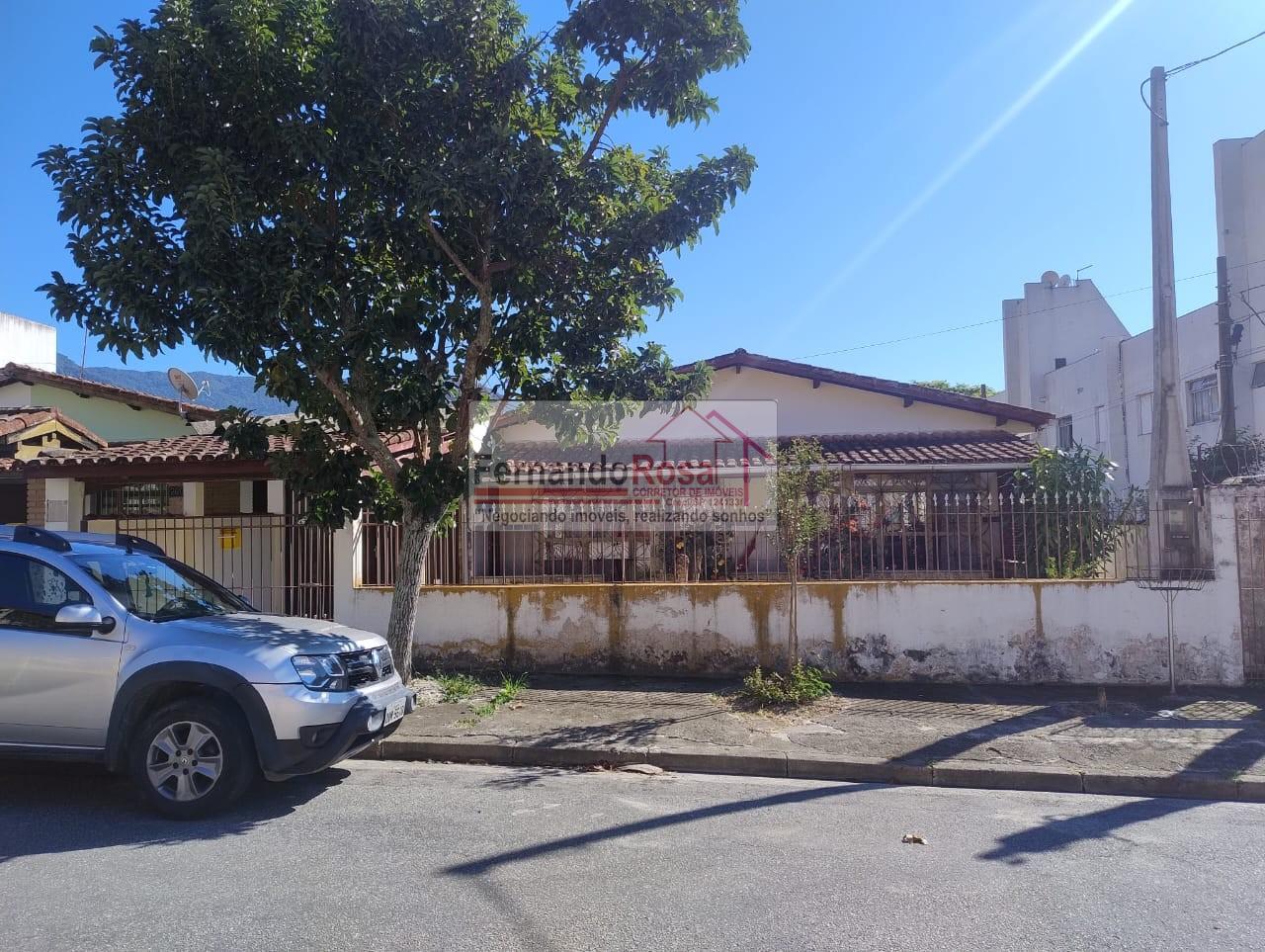 Casa, 3 quartos, 201 m² - Foto 1