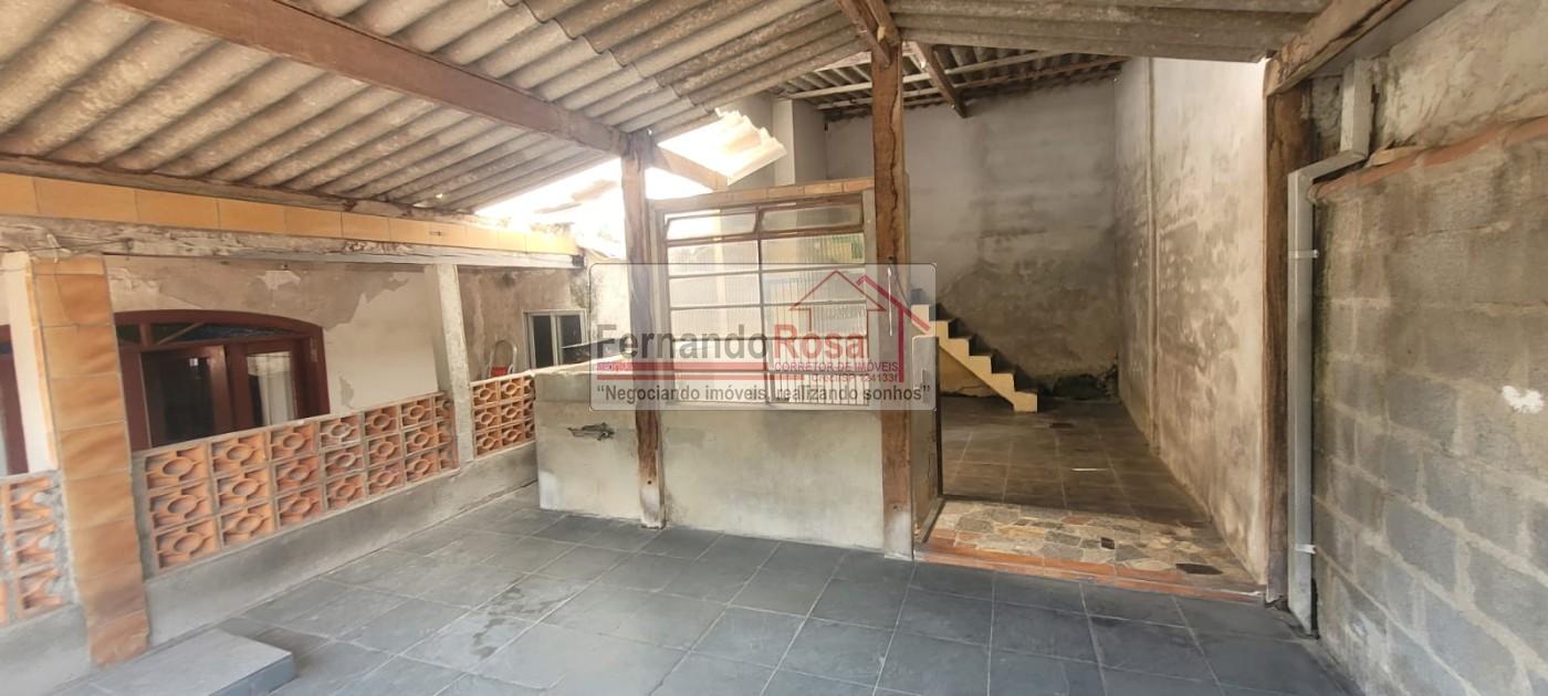 Casa à venda com 5 quartos, 143m² - Foto 11