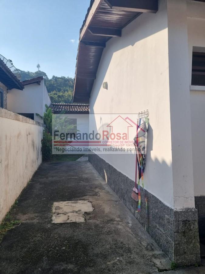 Casa à venda com 5 quartos, 257m² - Foto 7