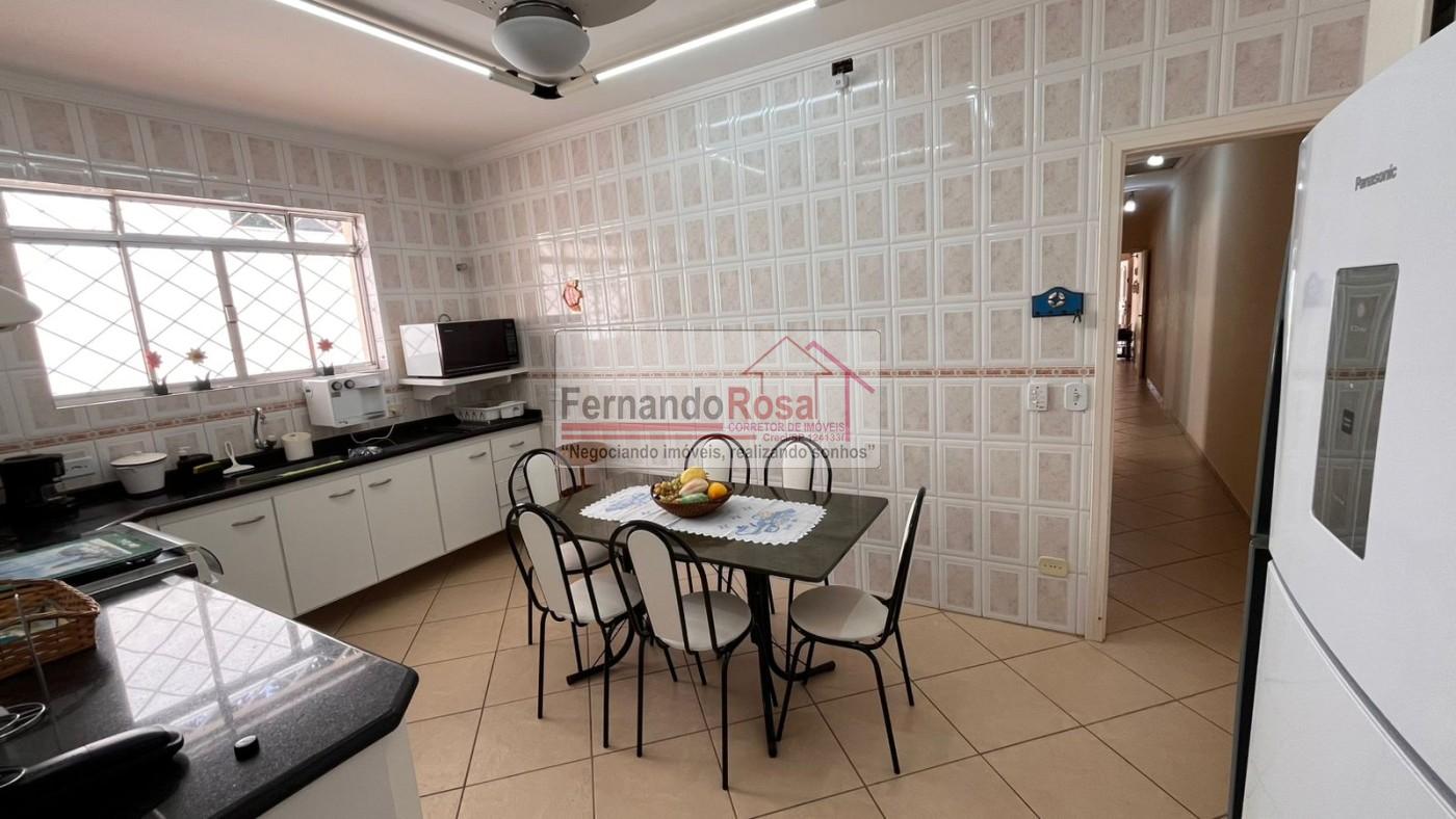 Casa à venda com 3 quartos, 187m² - Foto 14