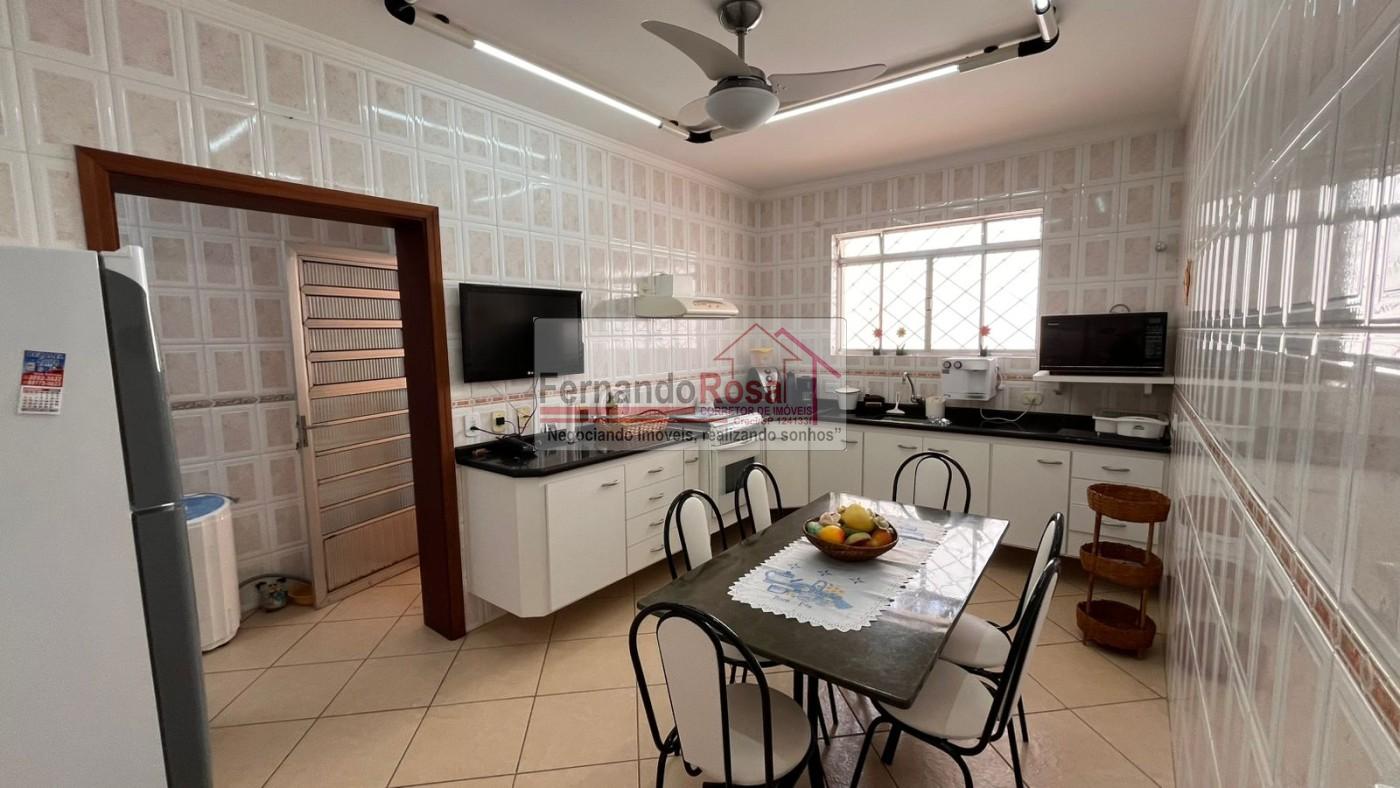 Casa à venda com 3 quartos, 187m² - Foto 17