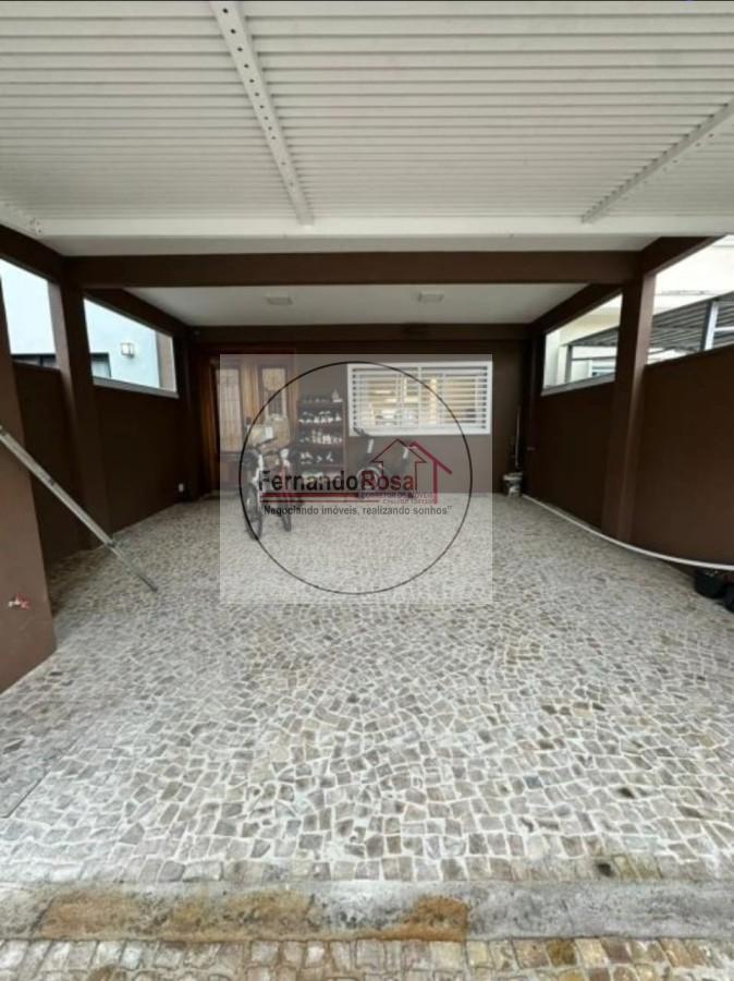 Sobrado à venda com 3 quartos, 144m² - Foto 1