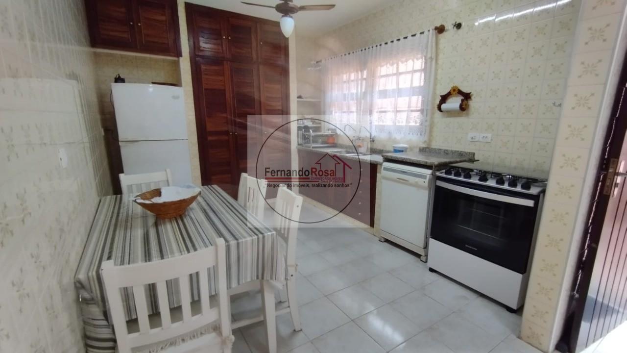 Casa à venda com 4 quartos, 235m² - Foto 7