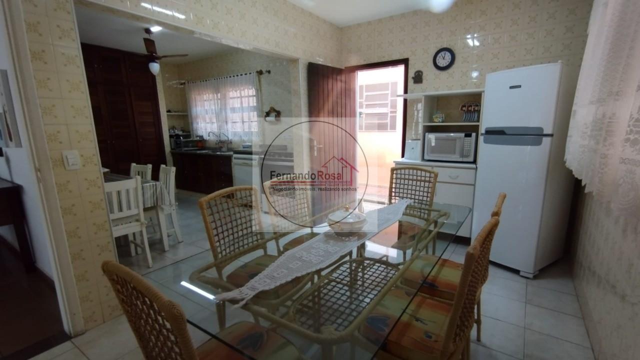 Casa à venda com 4 quartos, 235m² - Foto 6
